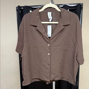 Brown Button-Up Women's Top IBODY PTP 24 crops L